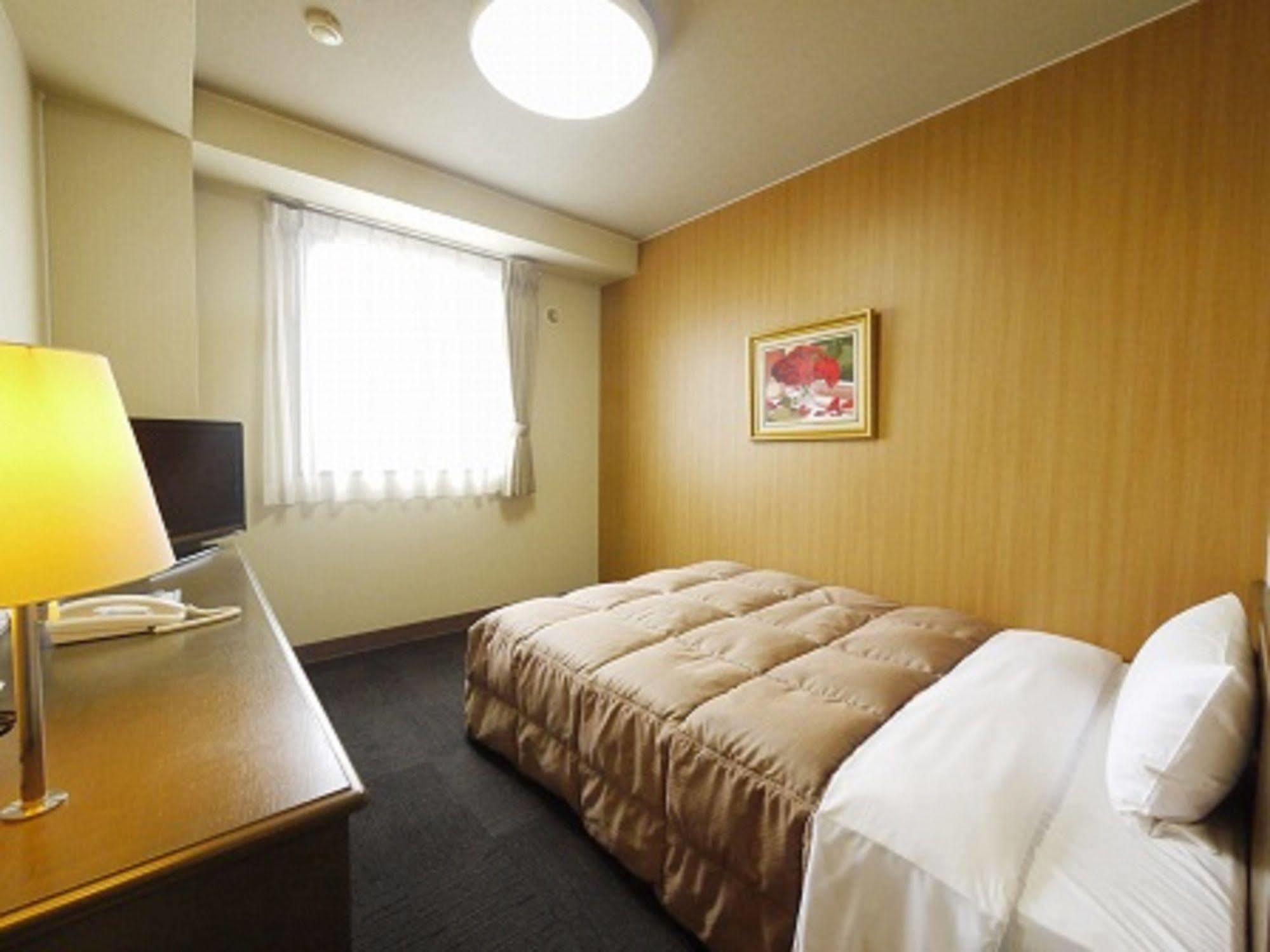 Hotel Route-Inn Komoro Extérieur photo